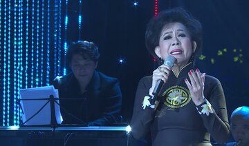 Xin thời gian qua mau - Danh Ca Giao Linh Liveconcert "Trăm nhớ ngàn thương 4" Vạn Show