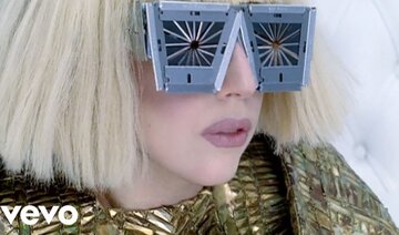 Lady Gaga - Bad Romance (Official Music Video)