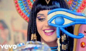 Katy Perry - Dark Horse (Official) ft. Juicy J