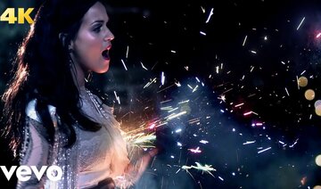 Katy Perry - Firework (Official Music Video)