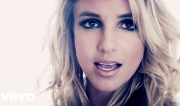 Britney Spears - Criminal (Official Video)