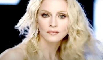 Madonna - 4 Minutes feat. Justin Timberlake & Timbaland (Official Video)