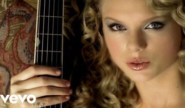 Taylor Swift - Teardrops On My Guitar