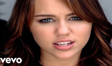 Miley Cyrus - 7 Things (Official Video)